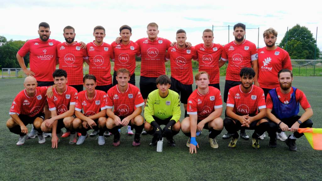 Photo officielle de l'équipe seniors D de l'AS Misérieux Trévoux pour la saison 2025/2026