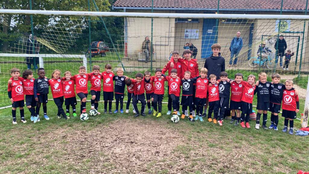 Photo officielle de l'équipe U7 de l'AS Misérieux Trévoux pour la saison 2025/2026